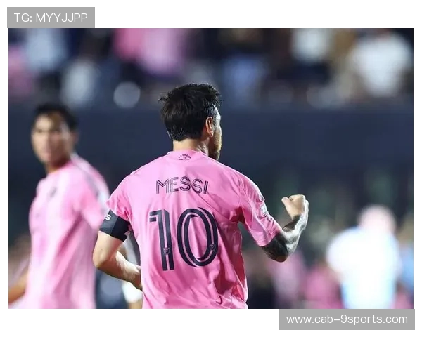 多特盯梅西式技术操控：足球智商的极致展现